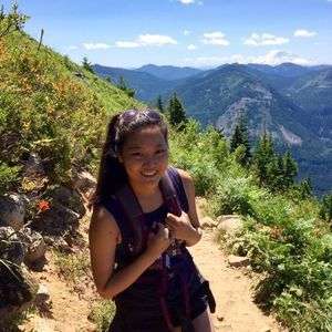 Meet your Posher, Stephanie